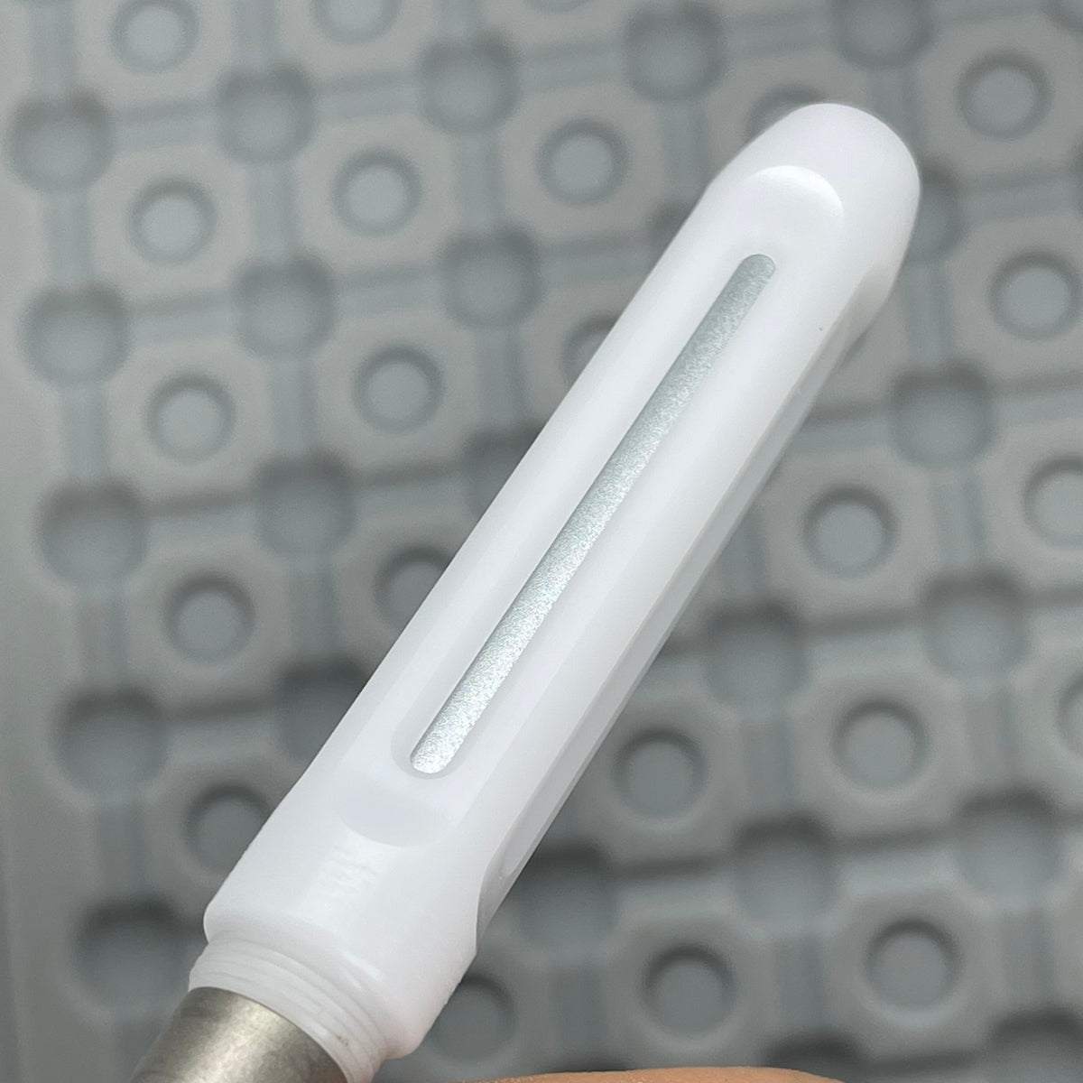 Icon Poly prototype / White