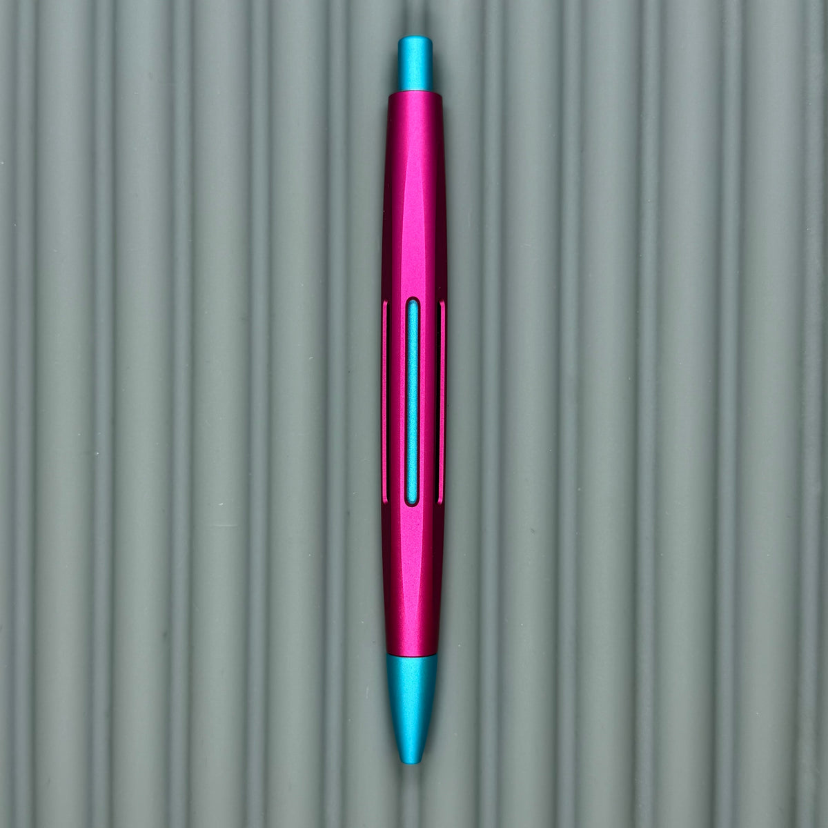 Clickstream / Pink & Cyan