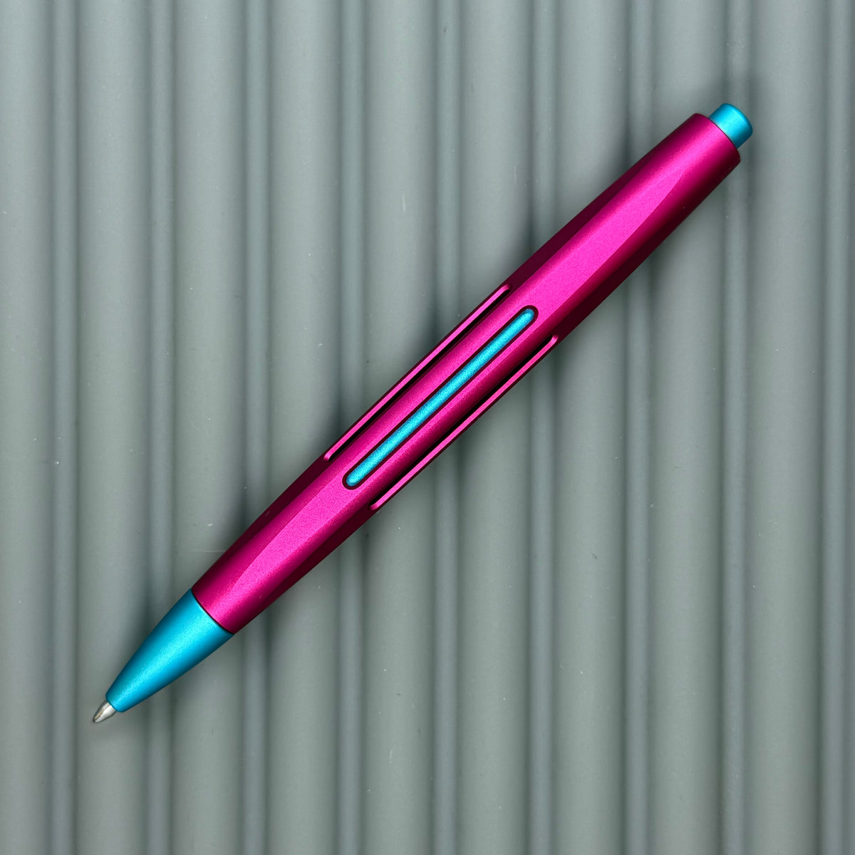 Clickstream / Pink & Cyan
