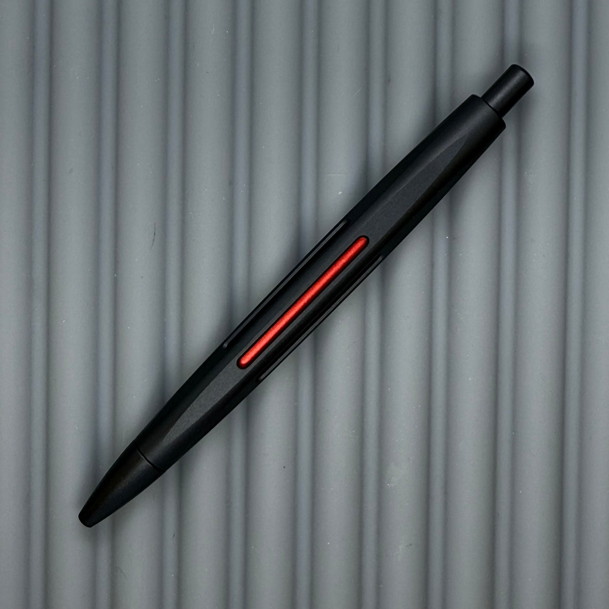 Clickstream / Black & Red