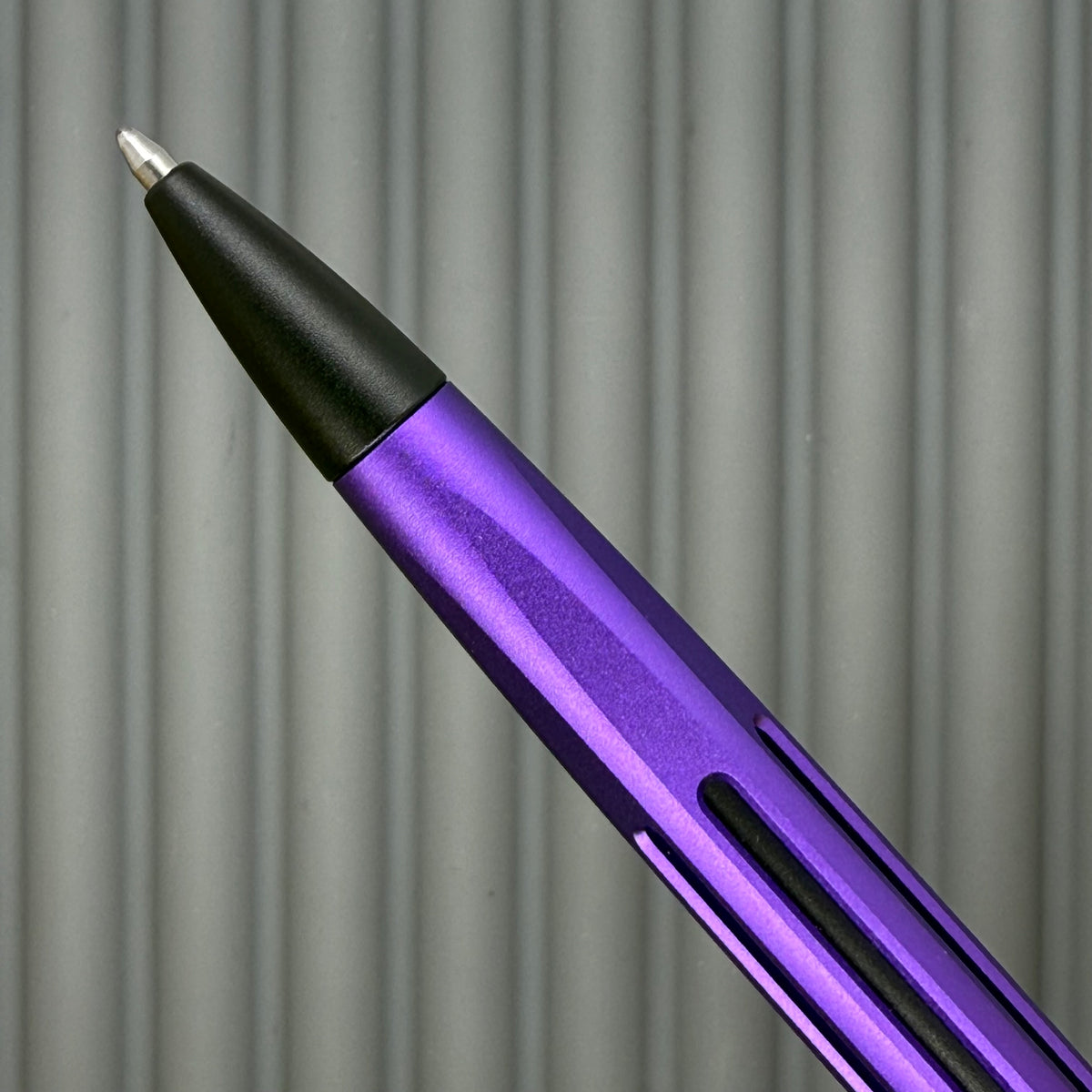 Clickstream / Purple & Black