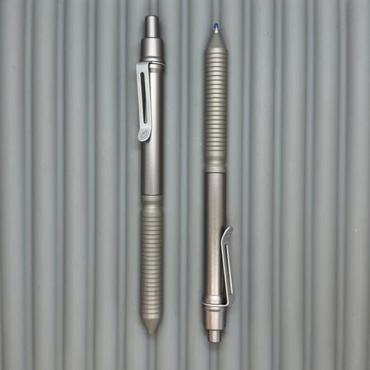 > Spoke Click Model CX: Gunmetal Ano Aluminum Barrel / Matte Titanium Grooved Grip