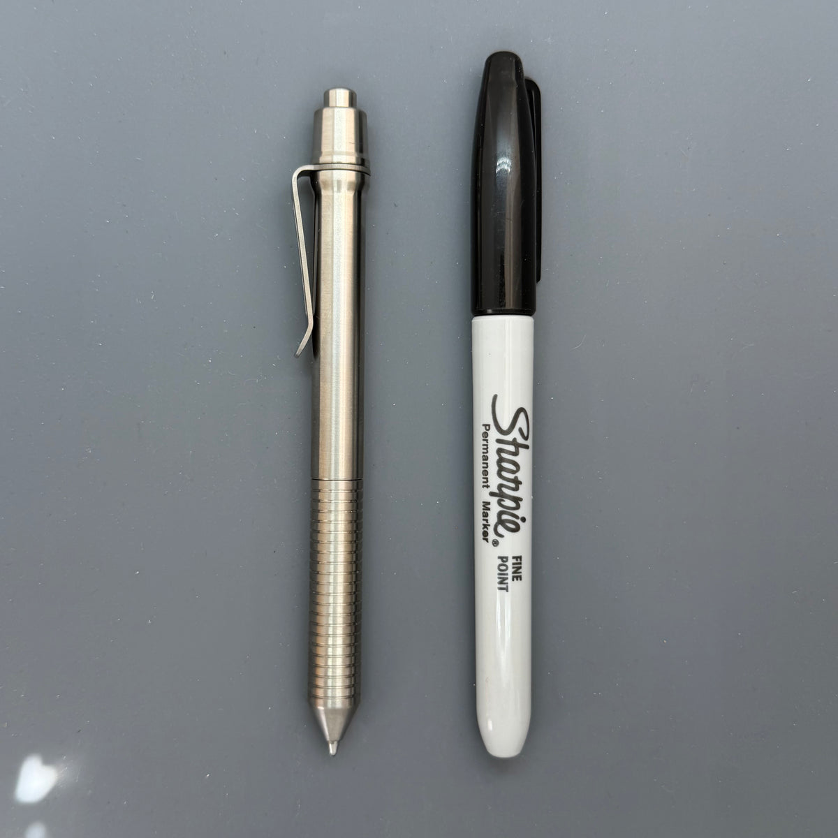 > Spoke Click Model C: Shiny Titanium / Grooved Grip