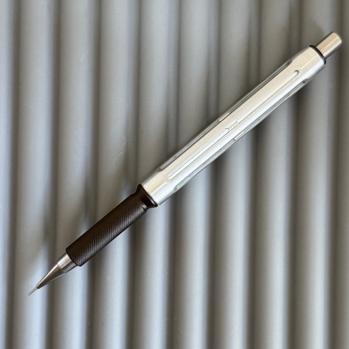 Model 6 / Proto Aluminum - Black 0.5mm