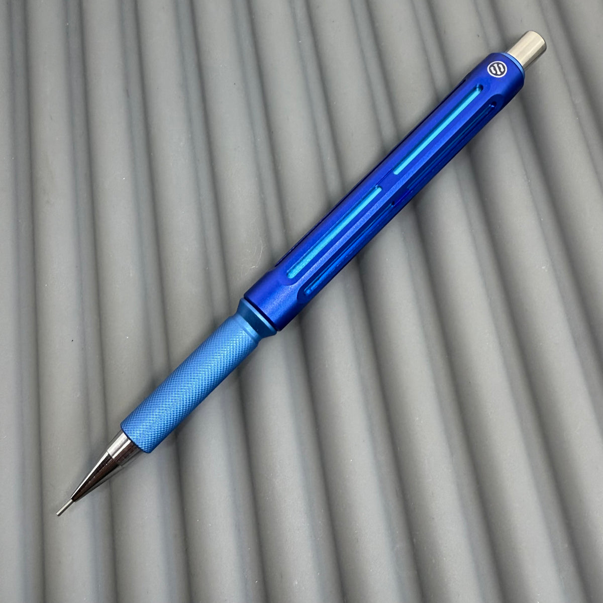 Model 6 / Triple Blue 0.5mm