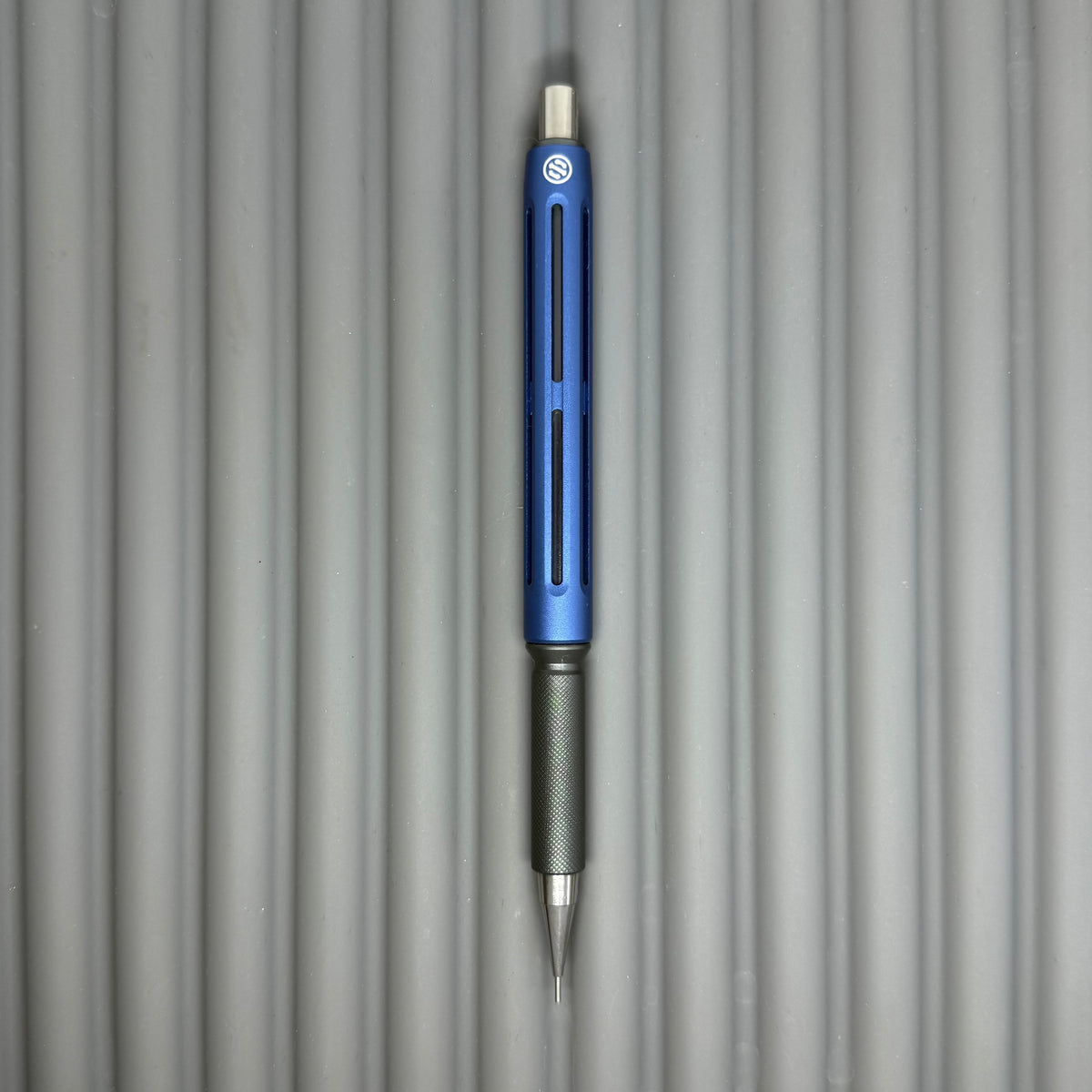 Model 6 / Matte Blue-Gunmetal 0.5mm