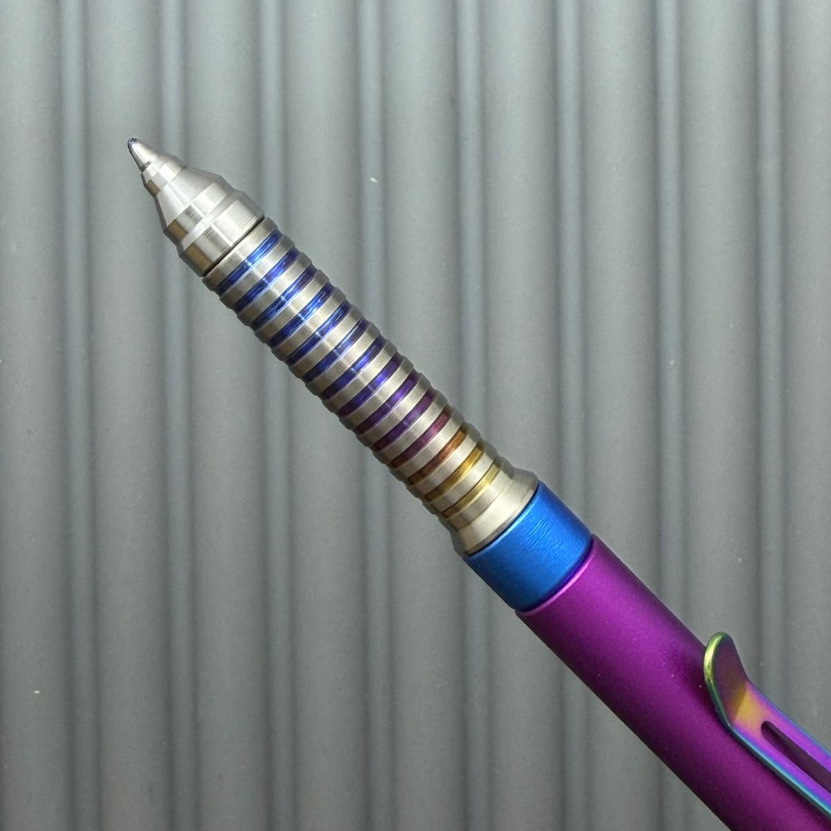 Roady / Purple & Blue Aluminum - Ti Grooved Grip - Rainbow Clip