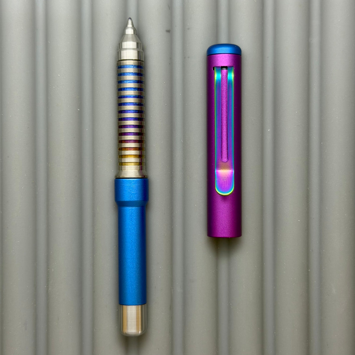 Roady / Purple & Blue Aluminum - Ti Grooved Grip - Rainbow Clip