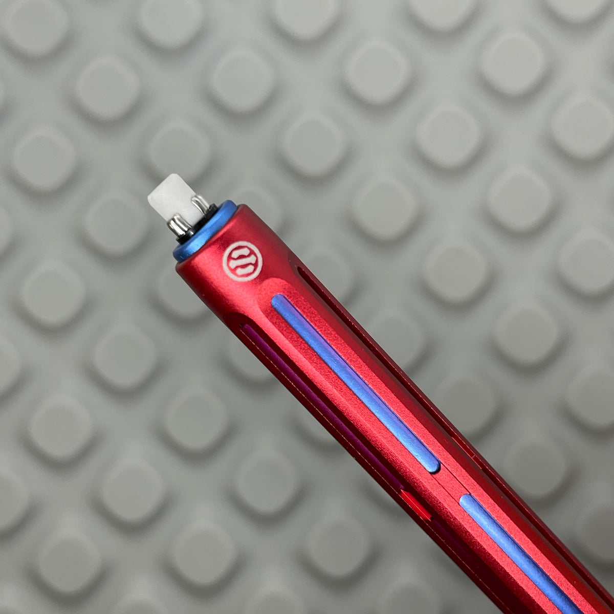Model 6 / Red-Blue-Blue 0.5mm