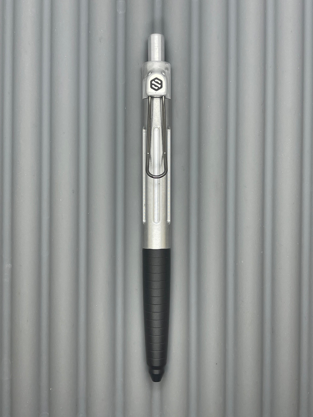 Spoke Click Prototype (Alpha): Black Aluminum Taper Grip, Bare Aluminum Barrel