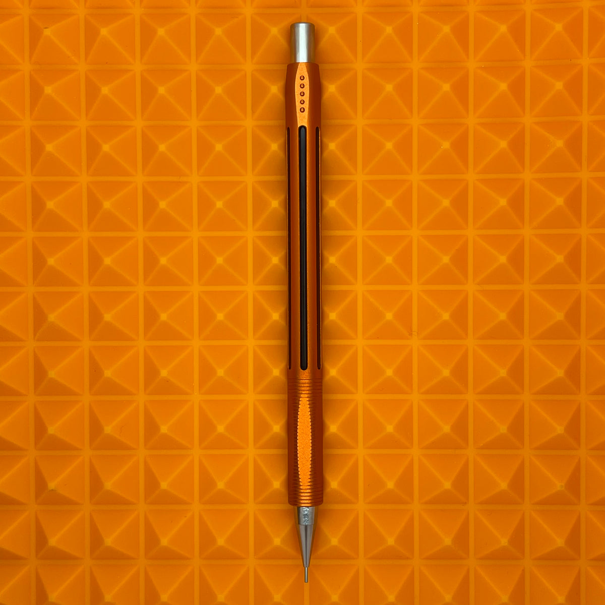 Spoke Pencil Model 5-1 Lava / 0.5mm (with Silicone Tip Guard)