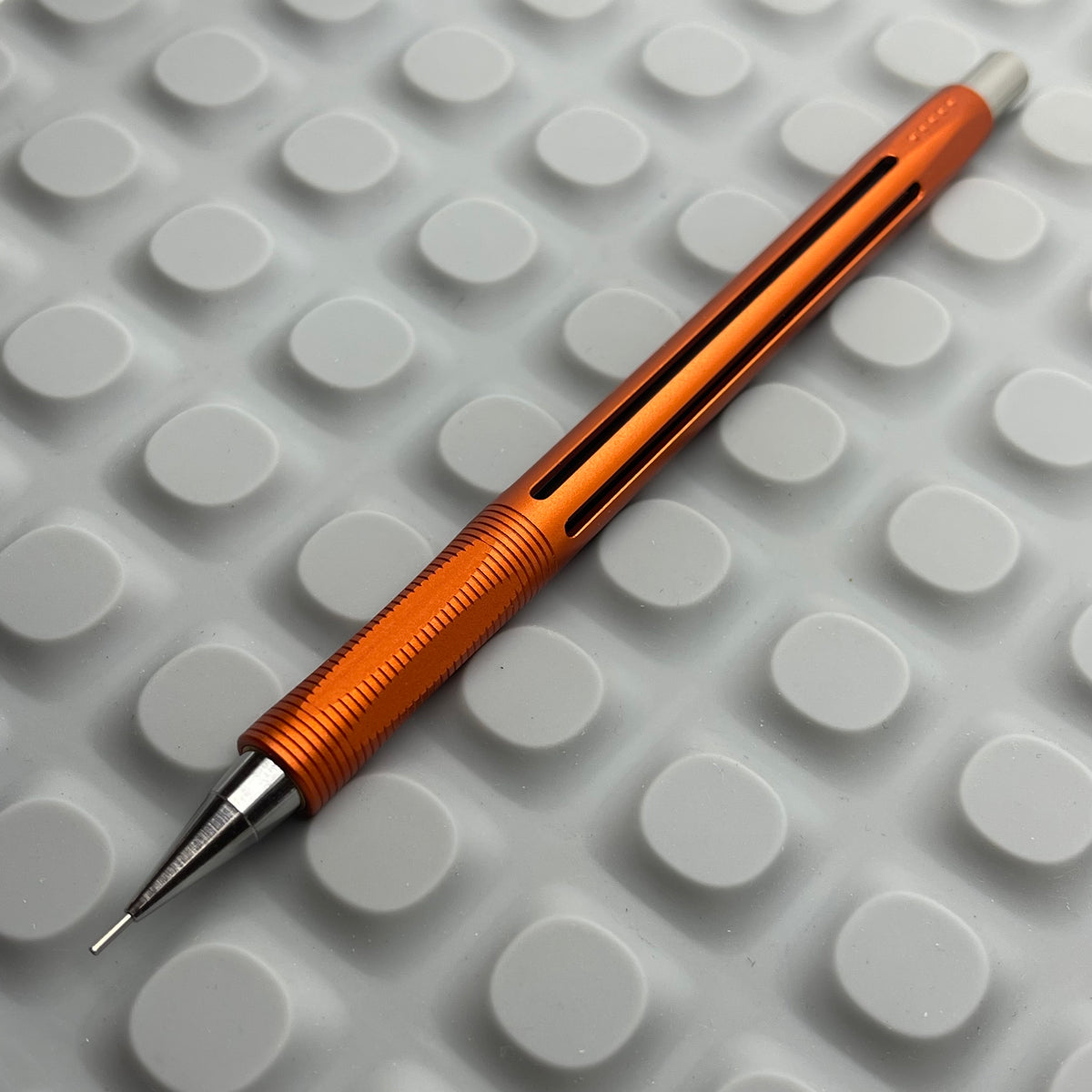 Spoke Pencil Model 5-1 Lava / 0.5mm (with Silicone Tip Guard)