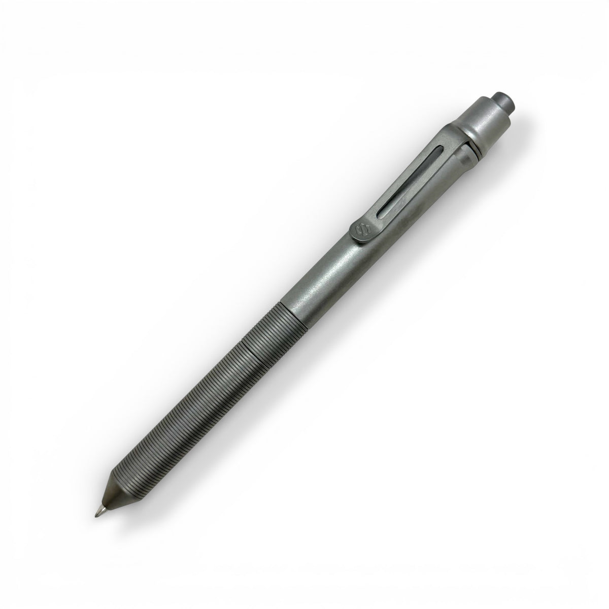 > Spoke Click Model CX-E: Matte Titanium / Milli-Groove Grip (Uses Pentel® EnerGel refills)