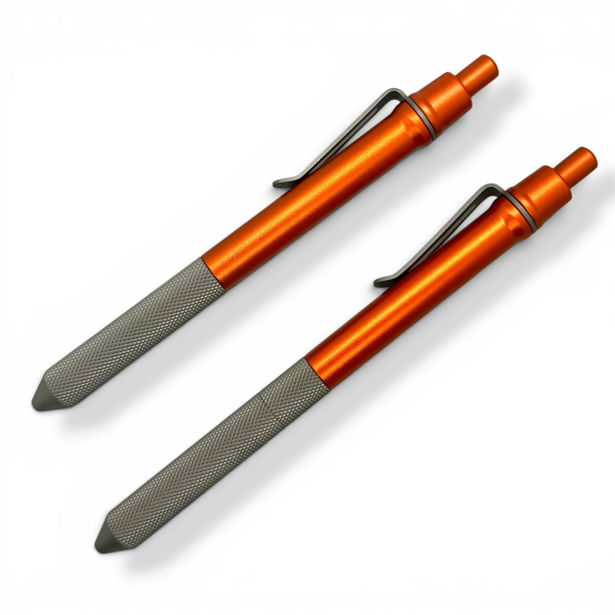 > Spoke Click Model CX-E: Matte Knurled Titanium Grip / Orange Aluminum Barrel (Uses Pentel® EnerGel refills)