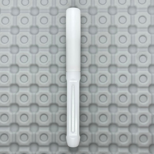 Icon Poly prototype / White