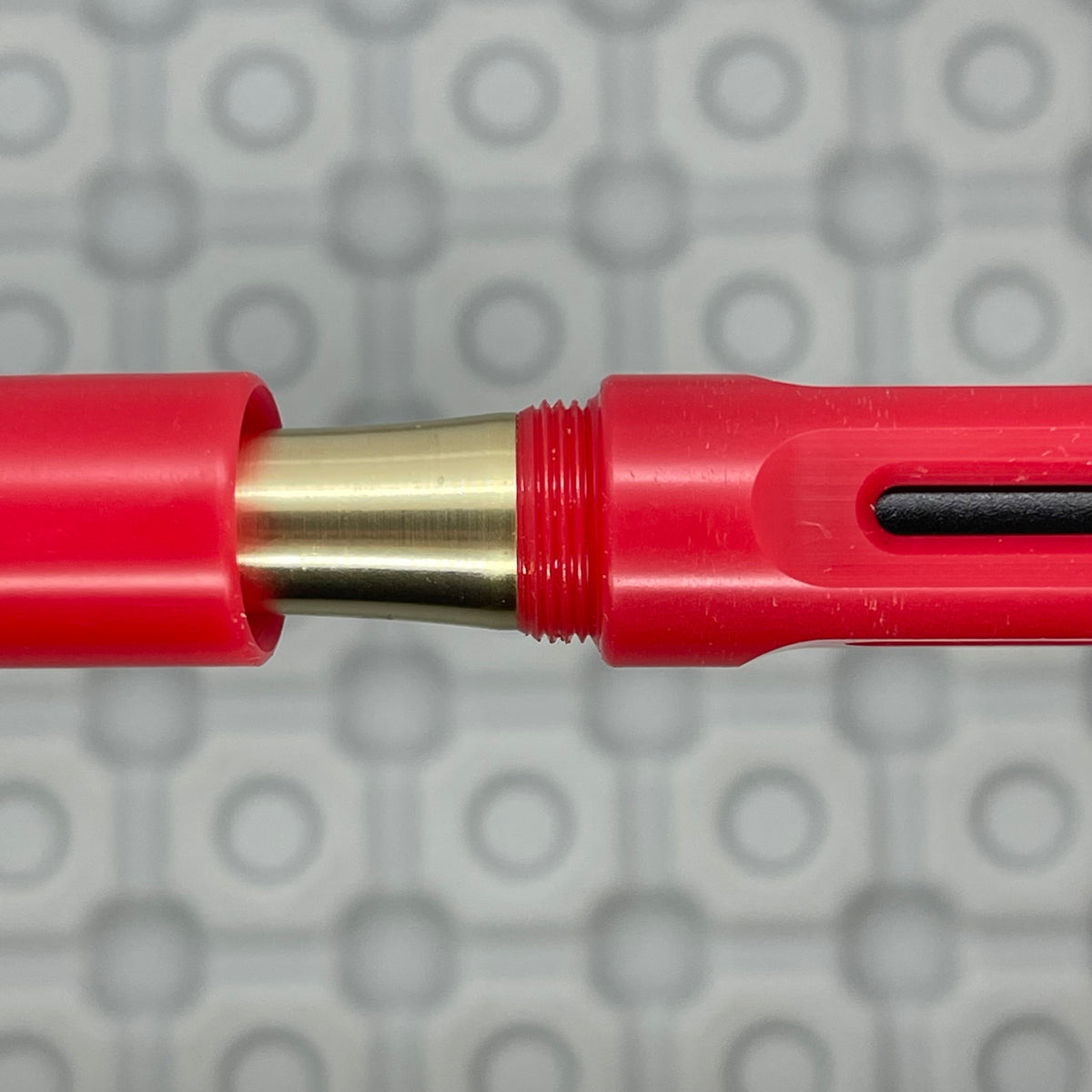 Icon Poly prototype / Red