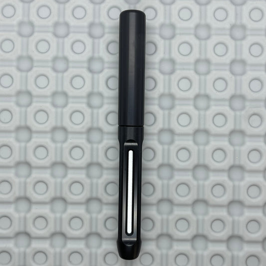 Icon Poly prototype / Black