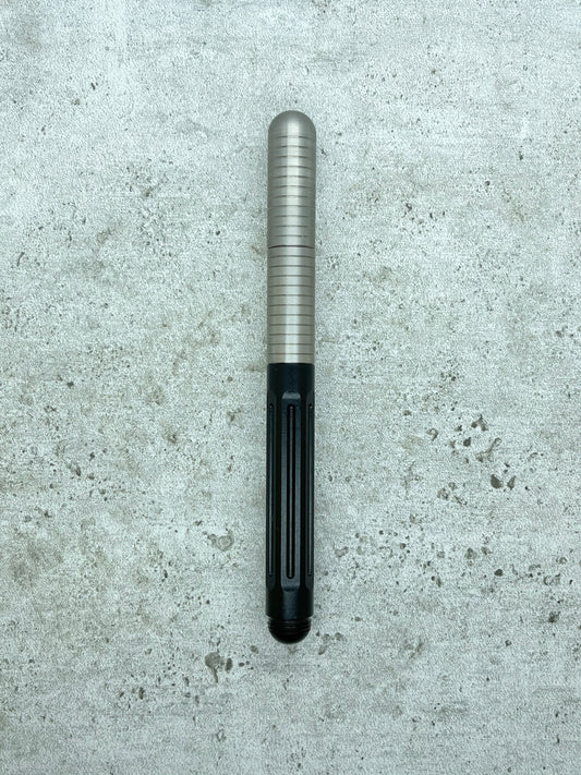 Axle / Titanium (select color)