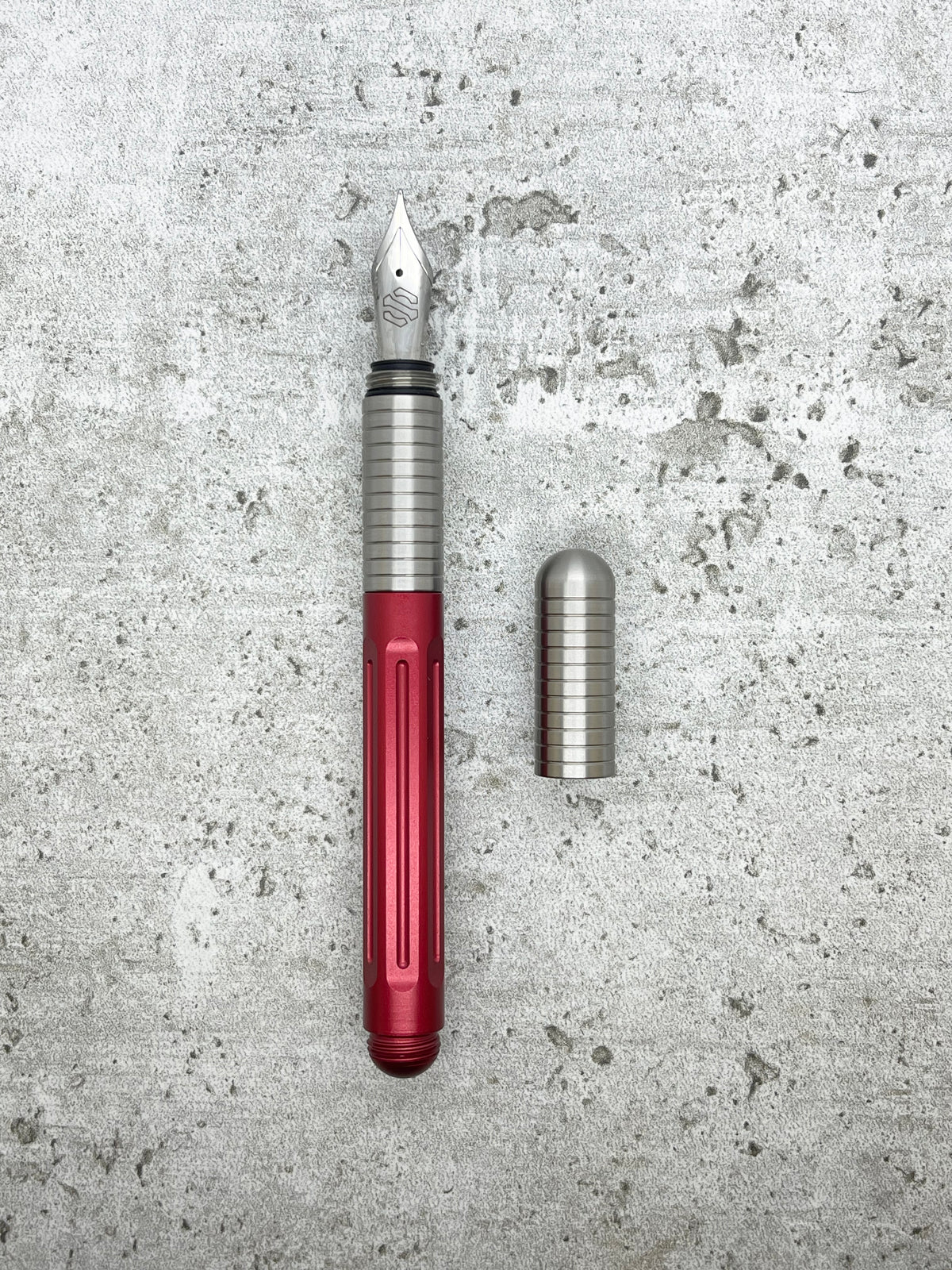 Axle / Titanium (select color)