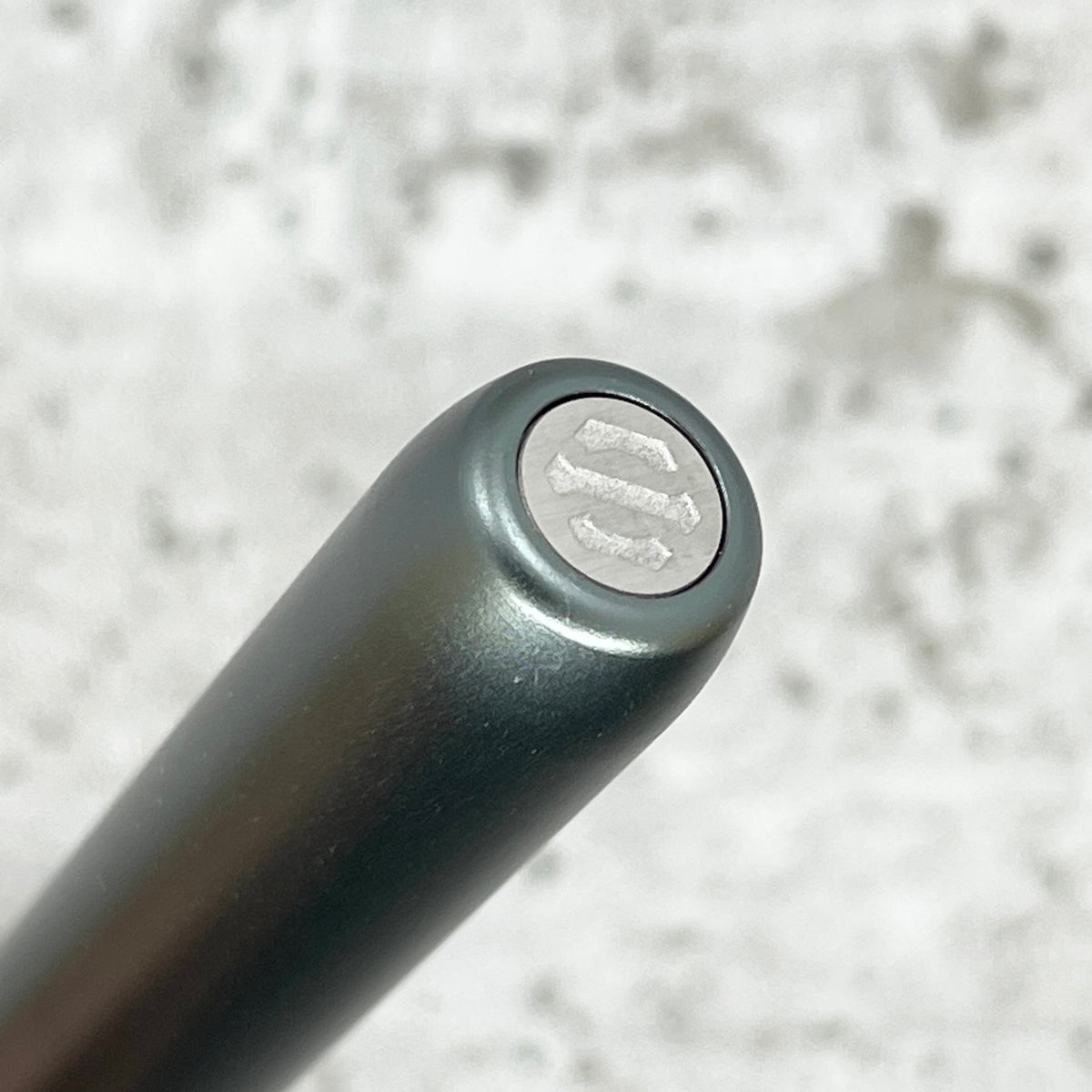 Icon / Gunmetal (customize)